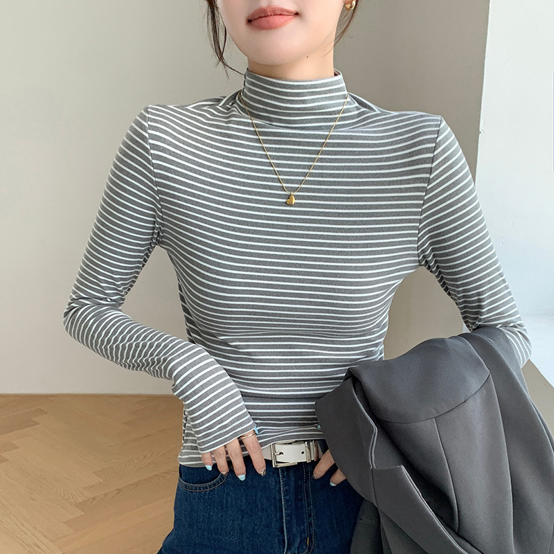 Classic Striped Women Mock Nec - Base Layer Top recension och pris